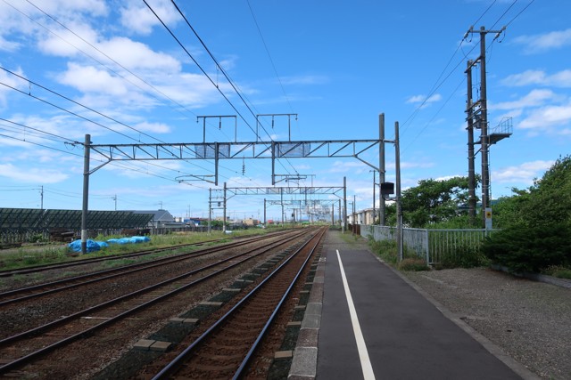 錦岡駅 ホーム