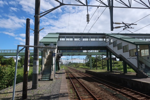 萩野駅 ホーム
