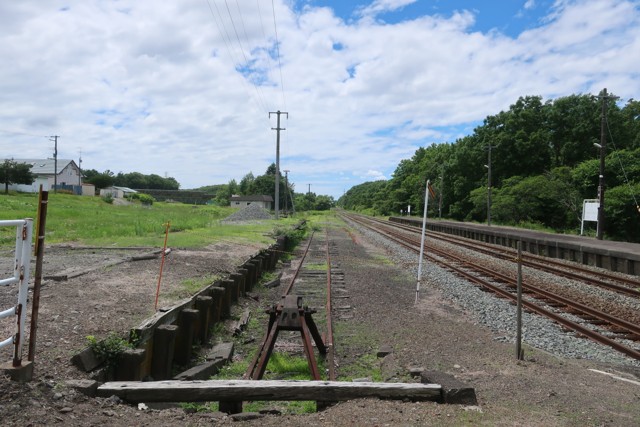 遠浅駅 ホーム