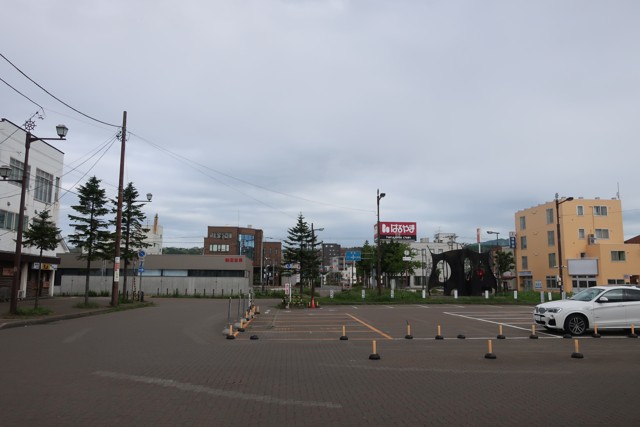 東室蘭駅 駅前