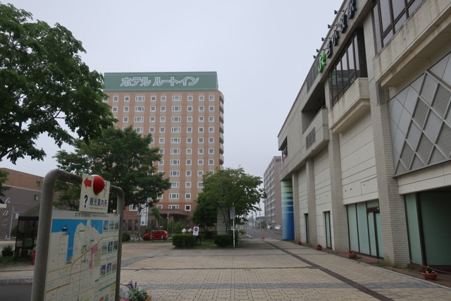 苫小牧駅 駅前