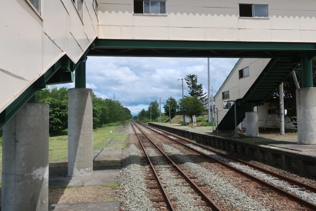 遠浅駅 ホーム
