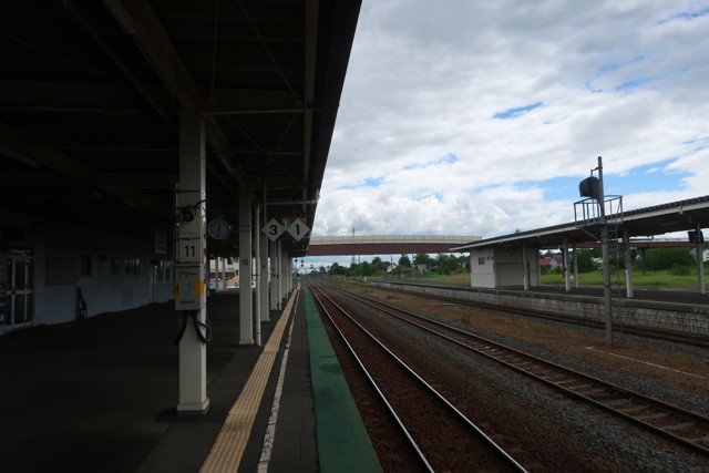 追分駅 ホーム