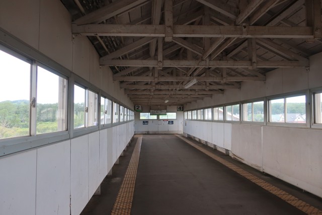 追分駅 ホーム