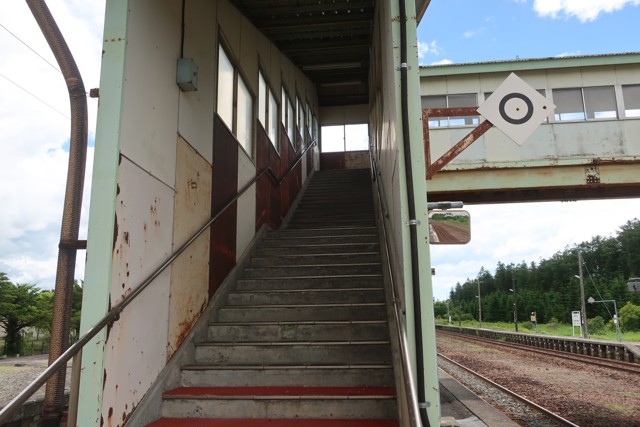 安平駅 ホーム