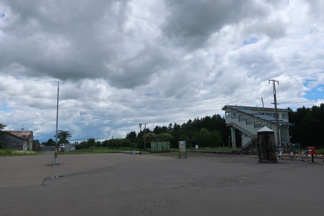 三川駅 改札口