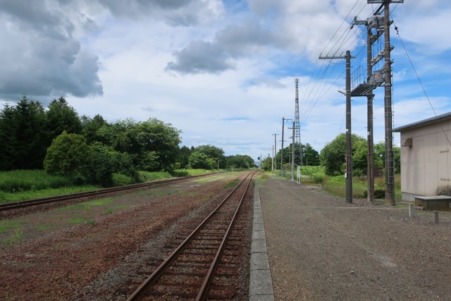 三川駅 ホーム