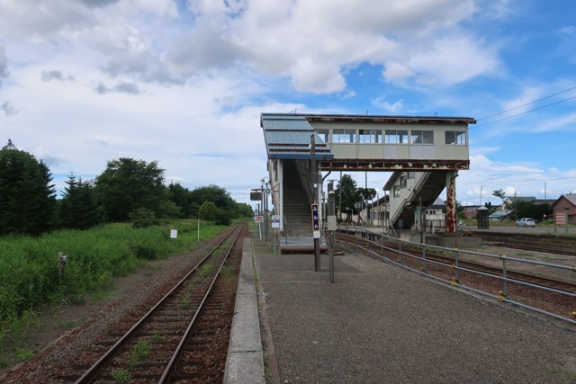三川駅 ホーム