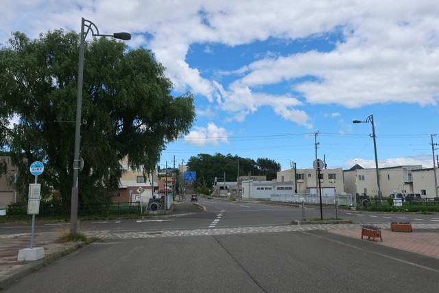 追分駅 駅前